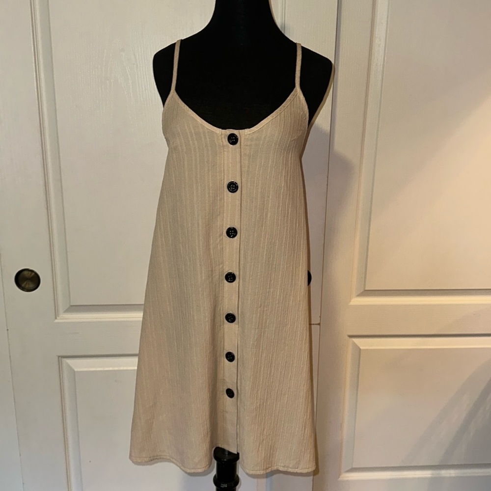 TAN TEXTURED BUTTON FRONT CAMI DRESS